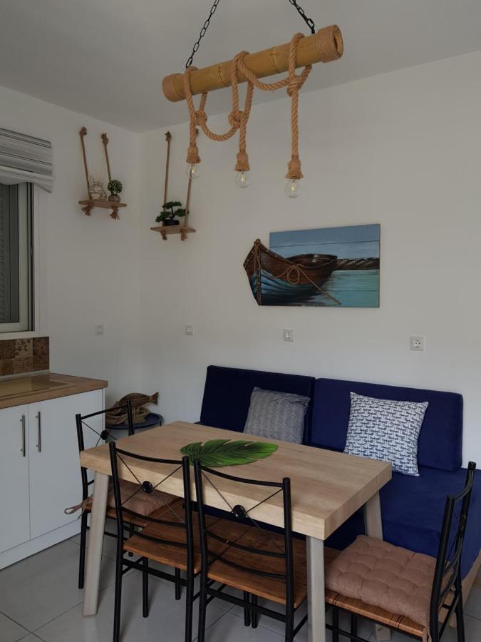 Galazia Thea Apartments Archangelos  Bagian luar foto